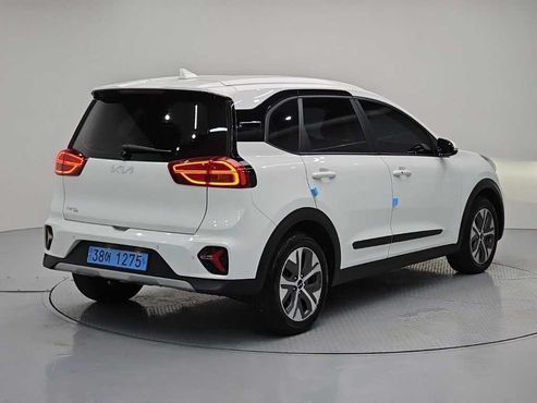 Kia Niro Air — пробег 127 326 км — фото 4 из 5