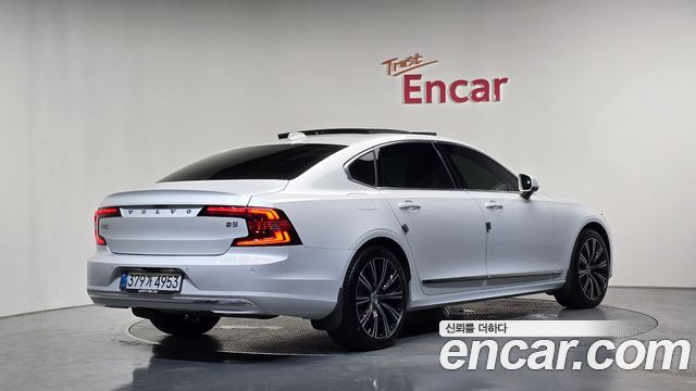 Volvo S90 из Кореи Encar