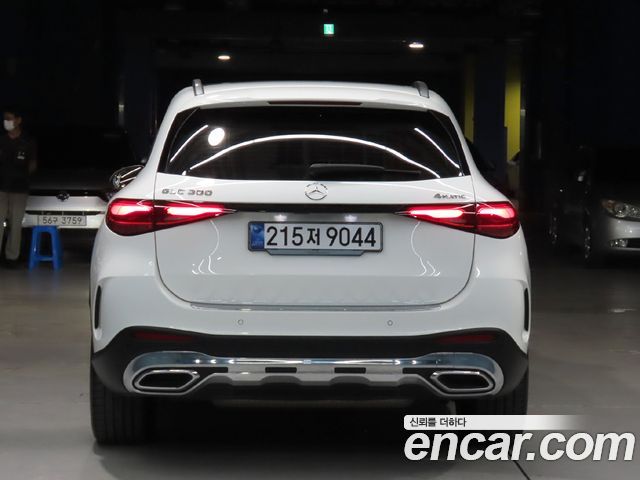 Mercedes-Benz GLC-Class GLC300 4MATIC AMG Line — пробег 38 419 км — фото 4 из 5