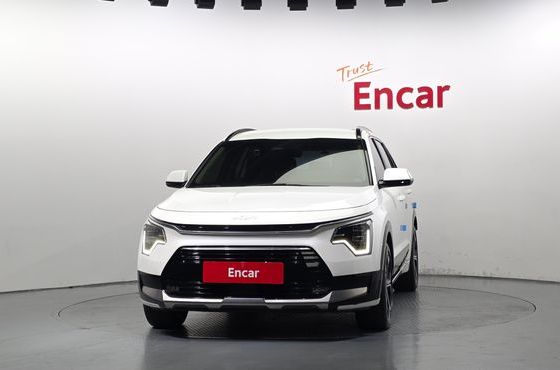 Kia Niro Prestige — пробег 86 806 км — фото 3 из 5