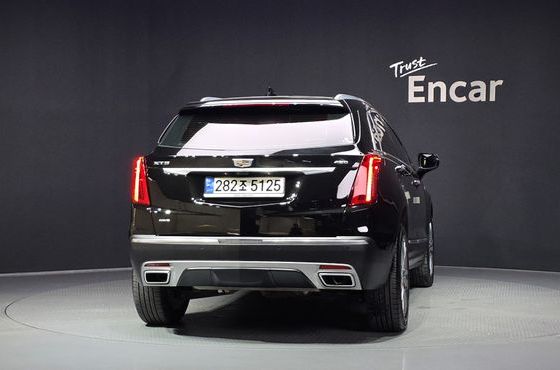 Cadillac XT5 3.6 Premium Luxury AWD — пробег 41 912 км — фото 4 из 5