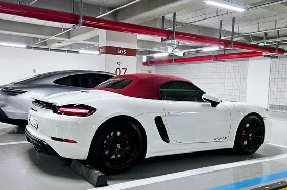 Porsche 718 4.0 GTS — пробег 27 000 км — фото 2 из 5