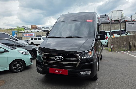 Hyundai Solati 15-seater Luxury — пробег 9 992 км — фото 3 из 5