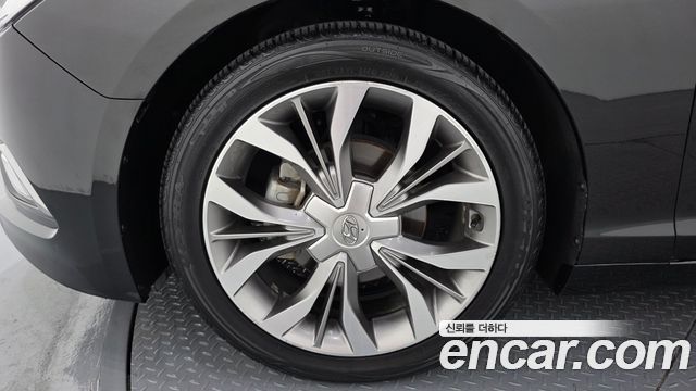 Hyundai Sonata 2.0 Premium — пробег 114 877 км — фото 5 из 5