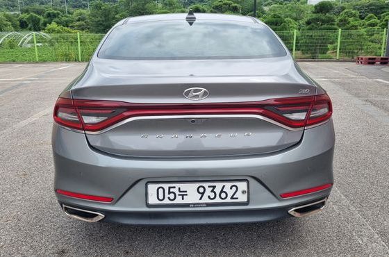 Hyundai Grandeur 3.0 Exclusive Special — пробег 114 496 км — фото 4 из 5