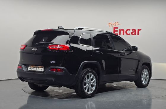 Jeep Cherokee 2.4 Longitude AWD — пробег 97 887 км — фото 2 из 5