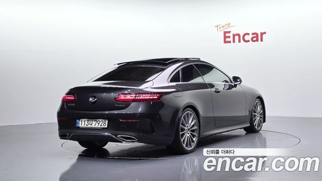 Mercedes-Benz E-Class из Кореи Encar