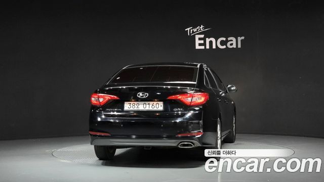Hyundai Sonata 2.0 Style — пробег 162 192 км — фото 4 из 5