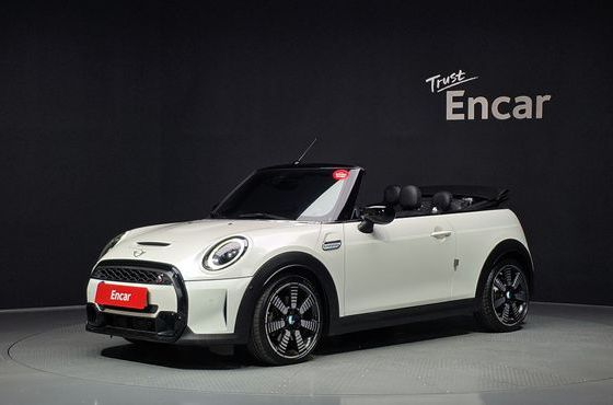 Mini Cooper Convertible Seaside Edition 3rd — пробег 62 356 км — фото 1 из 5