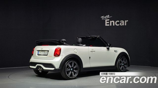 Mini Cooper Convertible из Кореи Encar