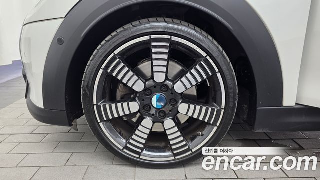 Mini Cooper Convertible из Кореи Encar