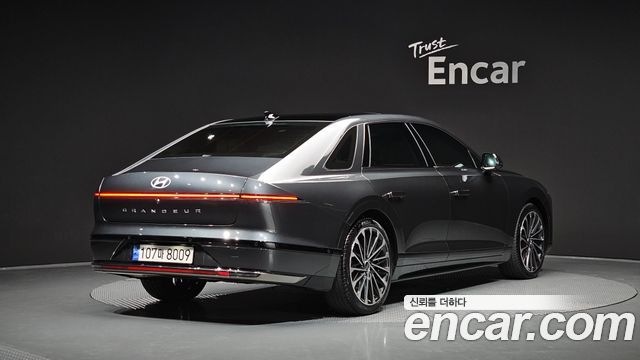 Hyundai Grandeur 2,5 Gasoline 2WD Calligraphy — пробег 31 045 км — фото 2 из 5