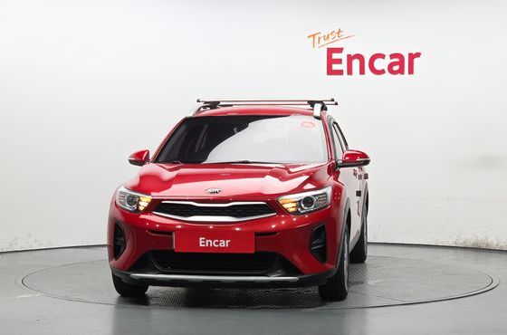 Kia Stonic 1.4 Deluxe — пробег 92 634 км — фото 3 из 5