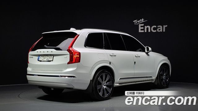Volvo XC90 T8 Inscription Hybird — пробег 37 200 км — фото 2 из 5