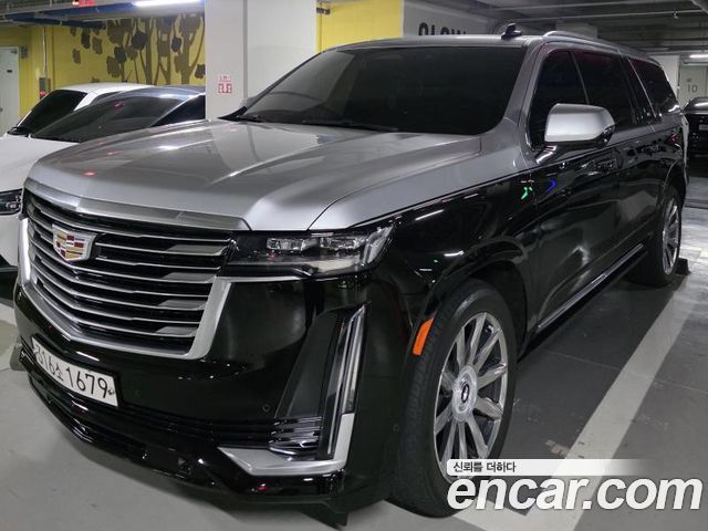 Cadillac Escalade 6.2 Sports Platinum — пробег 61 000 км — фото 3 из 5