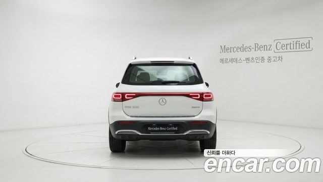 Mercedes-Benz EQB из Кореи Encar