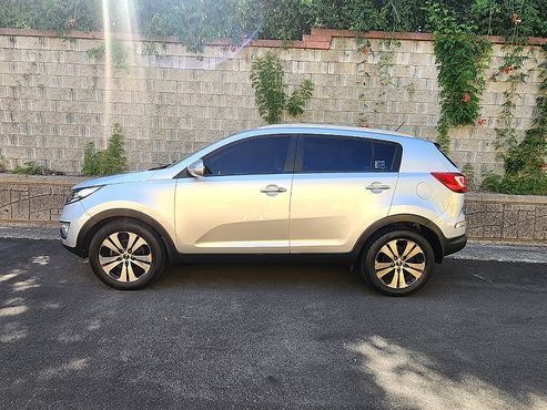 Kia Sportage Diesel 2WD TLX High-Deluxe — пробег 100 471 км — фото 3 из 5