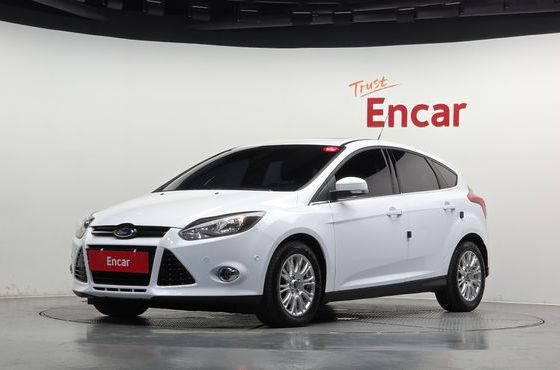 Ford Focus 2.0 Diesel Titanium Hatchback 3rd — пробег 108 579 км — фото 1 из 5