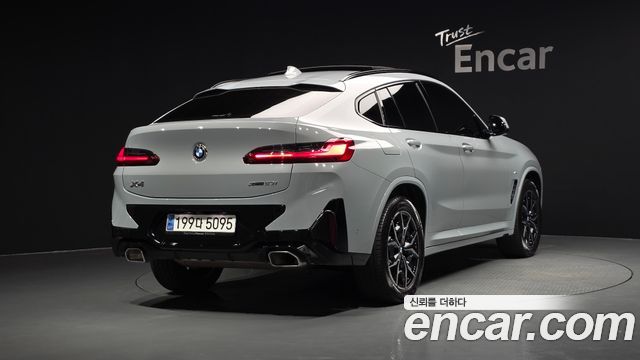 BMW X4 xDrive20i M Sport — пробег 23 511 км — фото 2 из 5