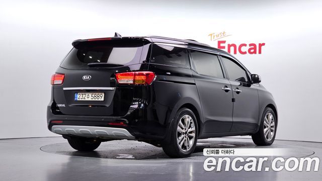 Kia Carnival из Кореи Encar