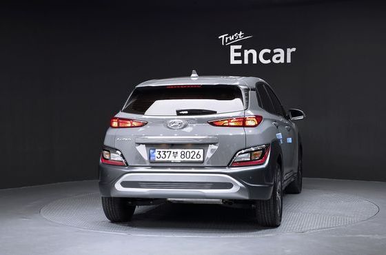 Hyundai Kona Modern — пробег 29 889 км — фото 4 из 5
