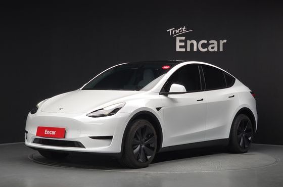 Tesla Model Y RWD — пробег 8 774 км — фото 1 из 5