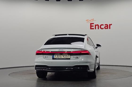 Audi A7 45 TDI Quattro Premium — пробег 113 846 км — фото 4 из 5