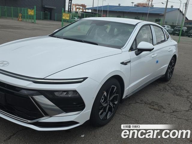 Hyundai Sonata 1.6 Turbo S — пробег 4 км — фото 2 из 5