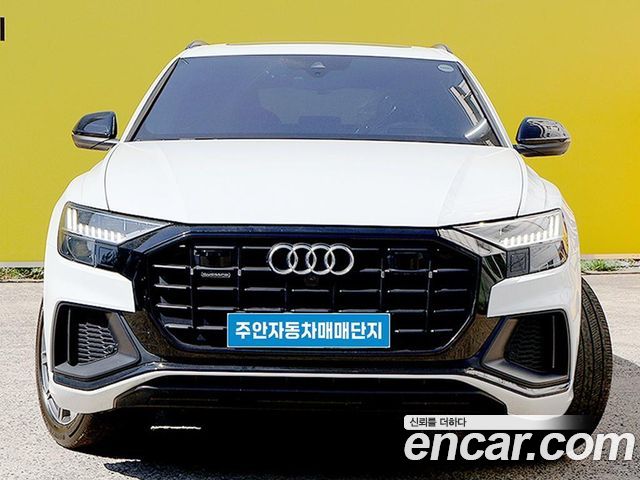 Audi Q8 55 TFSI Quattro Premium — пробег 101 456 км — фото 3 из 5