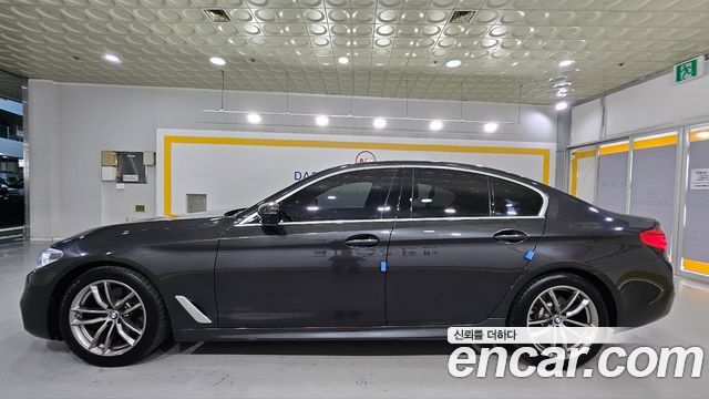 BMW 5-Series 520d M Sport Package Plus — пробег 134 233 км — фото 3 из 5