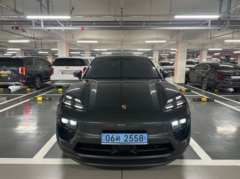 Porsche Macan Base 4 — пробег 18 000 км — фото 1 из 5