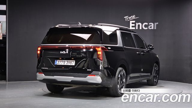 Kia Carnival из Кореи Encar