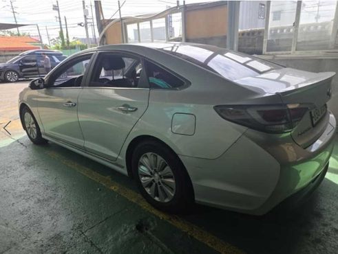 Hyundai Sonata 2.0 HEV Smart — пробег 313 998 км — фото 3 из 5