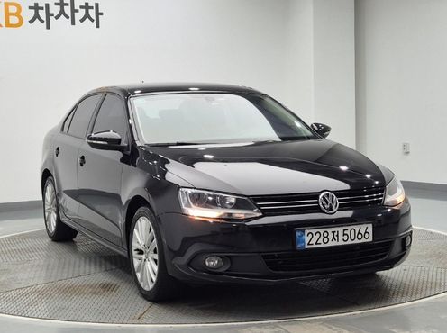 Volkswagen Jetta 1.6 TDI Blue Motion 6th — пробег 122 795 км — фото 2 из 5