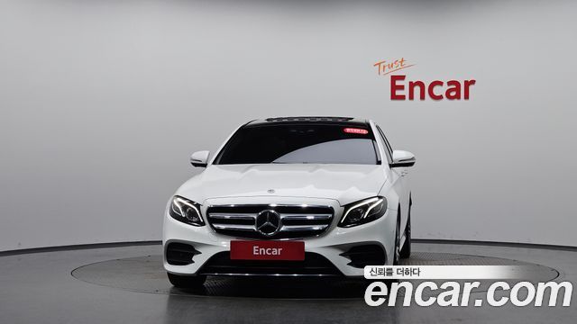 Mercedes-Benz E-Class из Кореи Encar