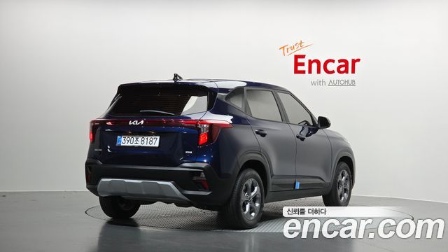 Kia Seltos из Кореи Encar