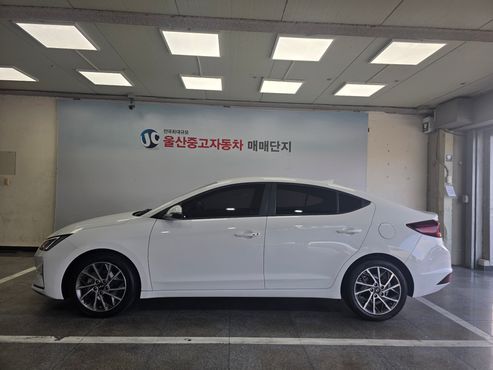Hyundai AVANTE 1.6 Smart Choice — пробег 54 183 км — фото 3 из 5