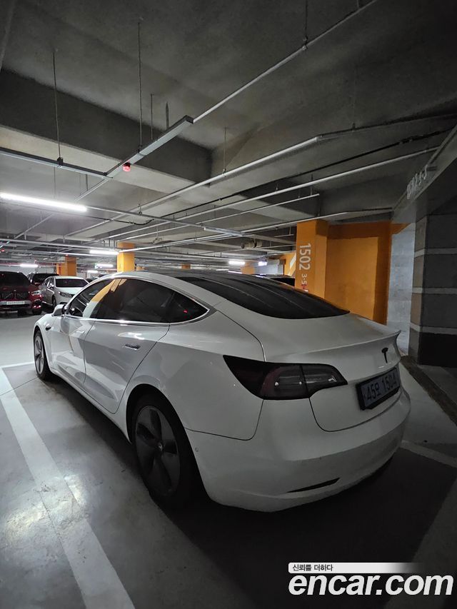 Tesla Model 3 Standard Range Plue RWD — пробег 179 000 км — фото 2 из 5