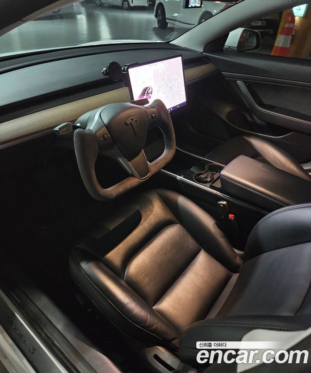 Tesla Model 3 Standard Range Plue RWD — пробег 179 000 км — фото 5 из 5