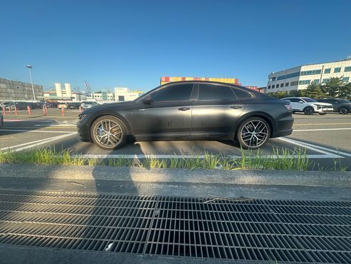 Volkswagen Arteon 2.0 TDI Prestige — пробег 278 000 км — фото 3 из 5