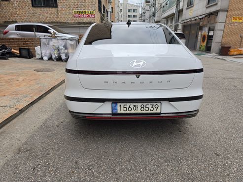 Hyundai Grandeur 2,5 Gasoline 2WD Calligraphy — пробег 29 954 км — фото 5 из 5