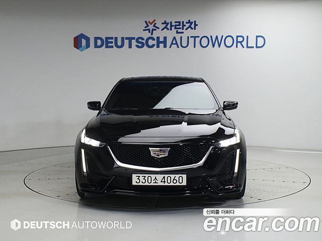 Cadillac CT5 2.0 Sport — пробег 74 935 км — фото 3 из 5