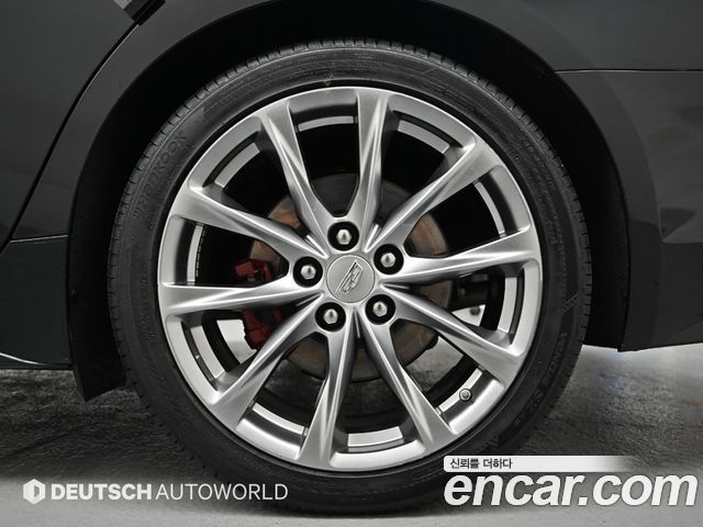 Cadillac CT5 2.0 Sport — пробег 74 935 км — фото 5 из 5