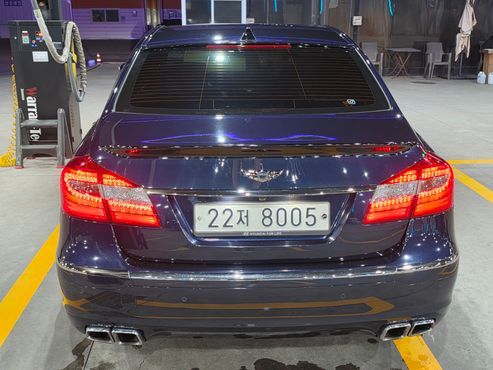 Hyundai Genesis PRADA GP500 — пробег 160 000 км — фото 3 из 5