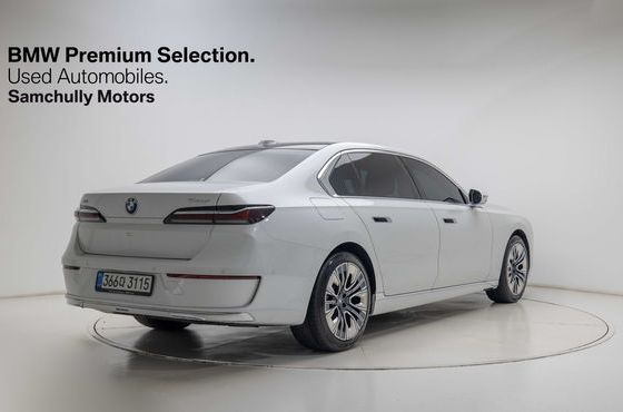 BMW 7-Series 740d xDrive Design Pure Excellence — пробег 164 650 км — фото 4 из 5