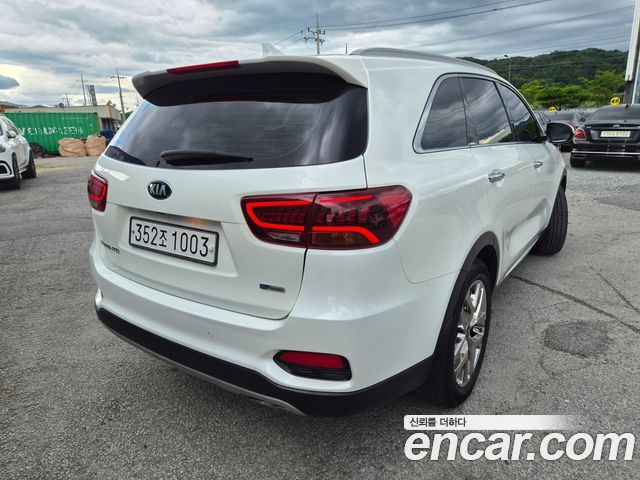 Kia Sorento Diesel 2.2 2WD Marster — пробег 81 000 км — фото 4 из 5