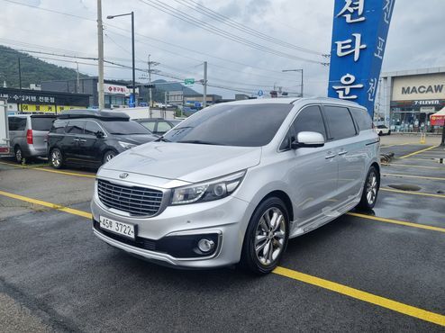 Kia Carnival 9-seater Noblesse — пробег 126 682 км — фото 1 из 5