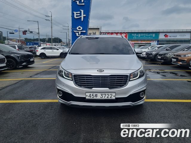 Kia Carnival 9-seater Noblesse — пробег 126 682 км — фото 3 из 5