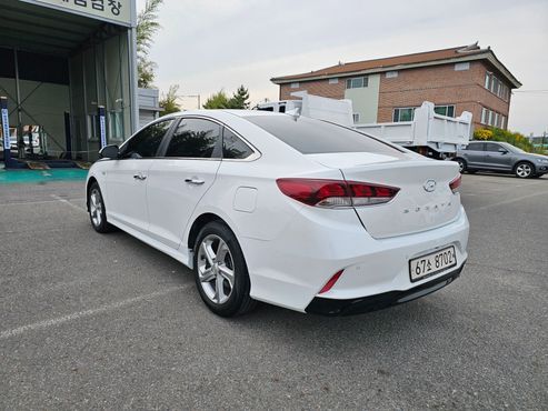 Hyundai Sonata LPI Style — пробег 99 066 км — фото 3 из 5