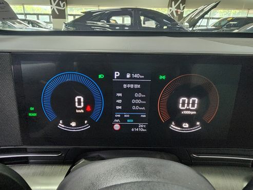 Hyundai Kona Premium — пробег 61 398 км — фото 4 из 5